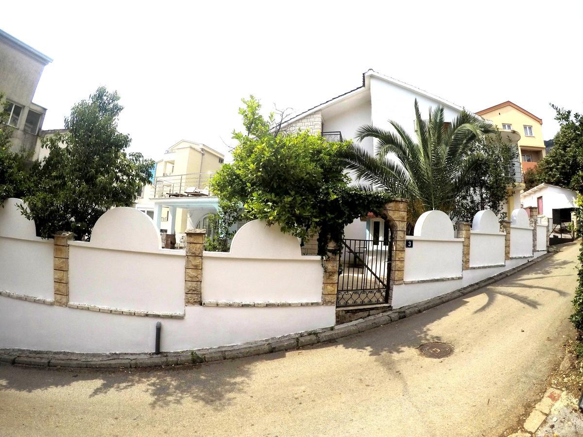 Villa Golf بودفا المظهر الخارجي الصورة