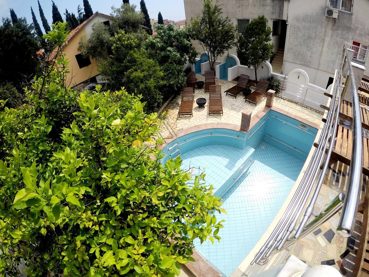Villa Golf بودفا المظهر الخارجي الصورة