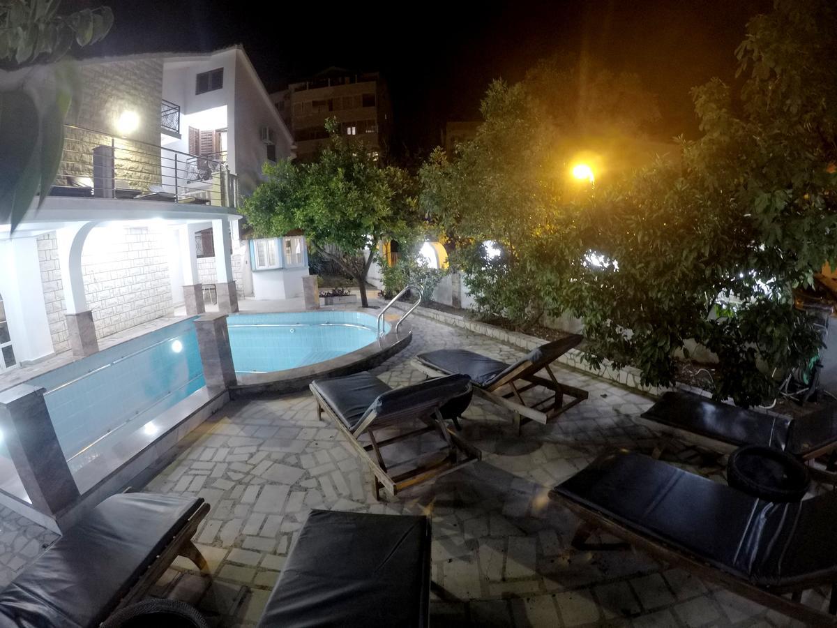 Villa Golf بودفا المظهر الخارجي الصورة