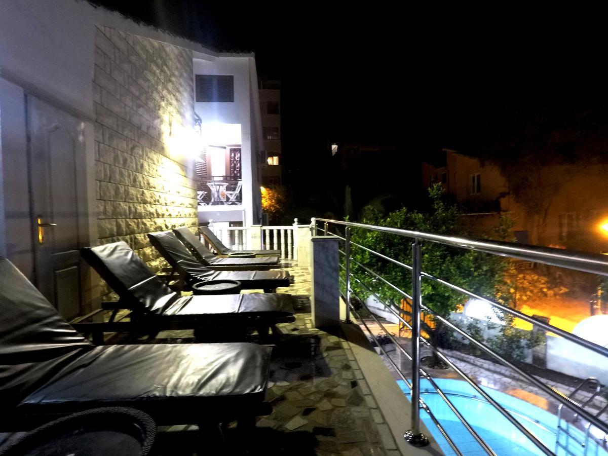 Villa Golf بودفا المظهر الخارجي الصورة