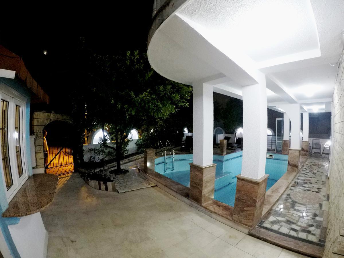 Villa Golf بودفا المظهر الخارجي الصورة