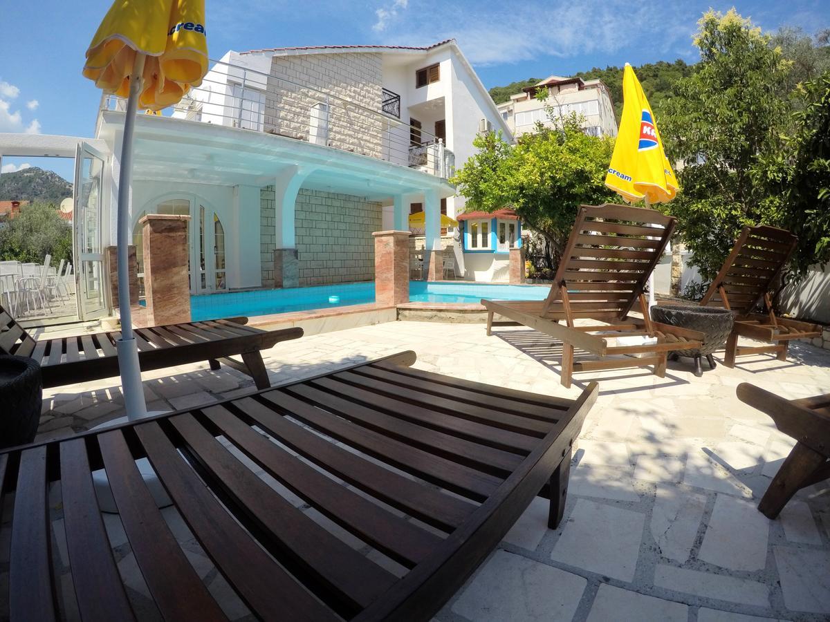 Villa Golf بودفا المظهر الخارجي الصورة