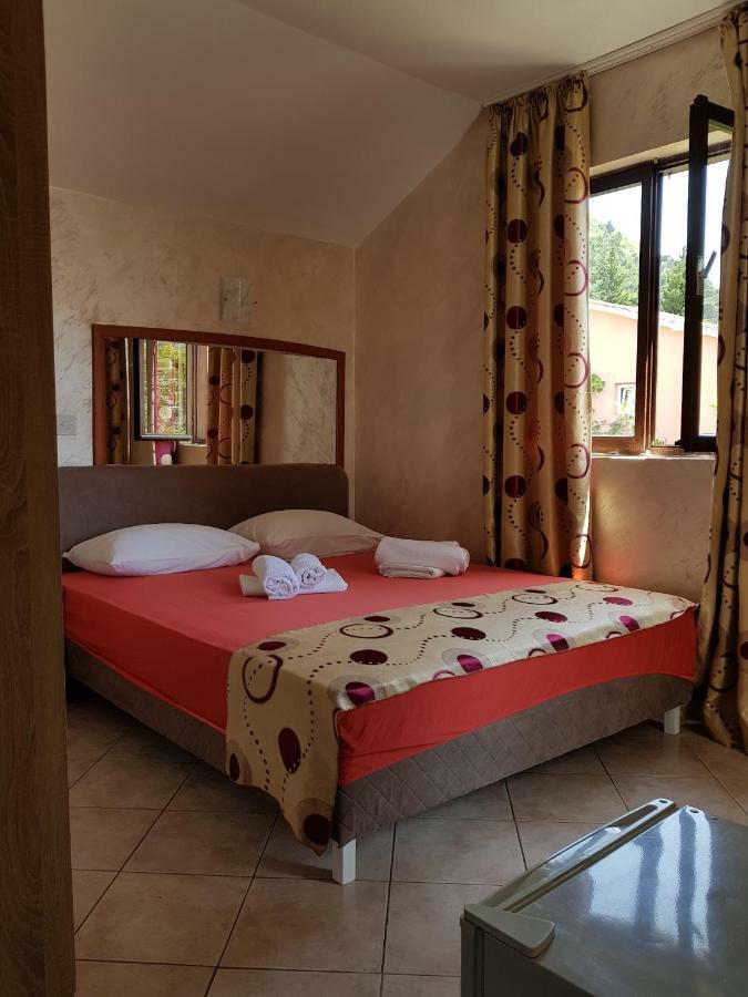 Villa Golf بودفا المظهر الخارجي الصورة